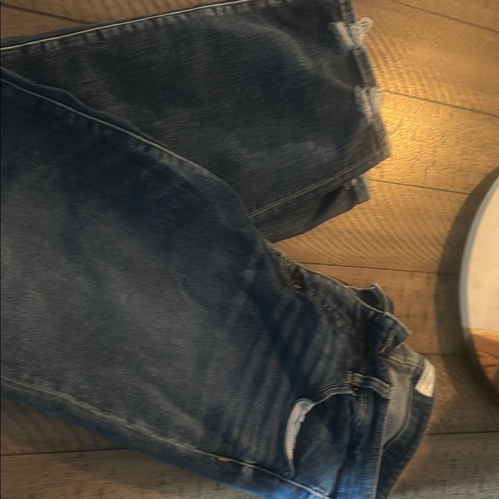 Women’s BKE crop straight Blue Jeans